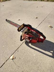 lot 154 image: Homelite 18 Chainsaw