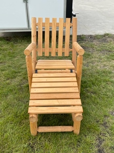 Wooden Outdoor Lounger with Detachable Leg Rest