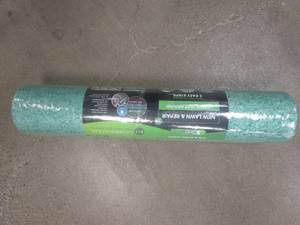 lot 79 image: GROTRAX 100 sq. ft. Big Roll Year Around Green Mixture (BRAND NEW)