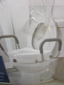 lot 148 image: GLACIER BAY E-Z Lock Raised Toilet Seat With Adjustable Armrests, 5 in. (OPEN BOX)