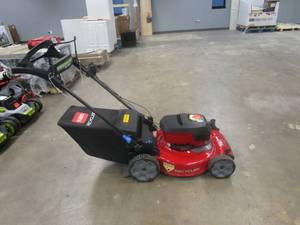 lot 187 image: TORO 21466T Recycler 22 in. SmartStow 60-Volt Max Lithium-Ion Cordless Battery Walk Behind Mower (TOOL ONLY, NICE CONDITION)