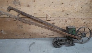 RARE PLANET JR SEEDER #4