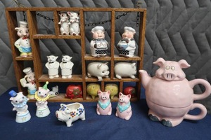 VINTAGE SALT& PEPPER SHAKERS PLUS
