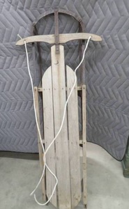 VINTAGE SLED