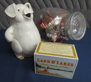 VINTAGE BAKING LOT