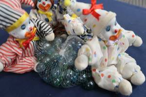 CLOWNS AND MARBLES