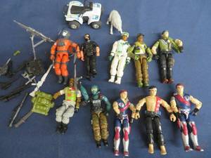10 4 GI JOE ACTION FIGURES