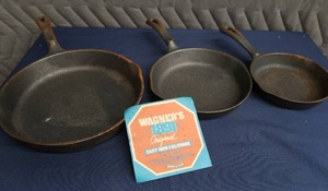 3 WAGNERS 1891 CASTIRON SKILLETS