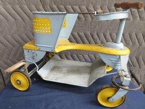 1940S - 50  TAYLOR TOT CONVERTIBLE BABY STROLLER  WALKER