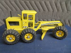VINTAGE METAL TONKA