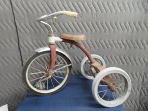 VNTAGE 50S TALL TRIKE WITH STEP UP.