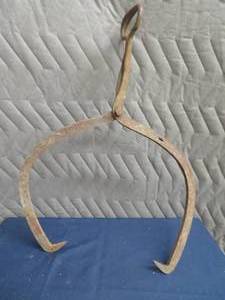 ICE TONGS