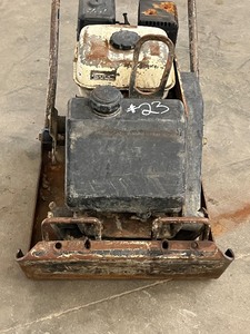 lot 23 image: Mikasa Plate Packer