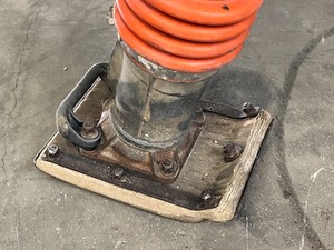 lot 10 image: Mikasa MTX-60 Gas-Powered Jumping Jack