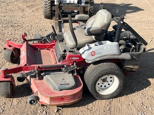 lot 3 image: Exmark LazerZ X-Series Lawn Mower