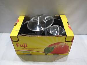 lot 412 image: Members Mark 15-Piece Hard Anodized Aluminum Cookware Set - Missing 2 Lids