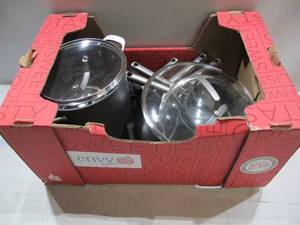 lot 537 image: Ninja Foodi NeverStick Essential 14-Piece Cookware Set, guaranteed to never stick