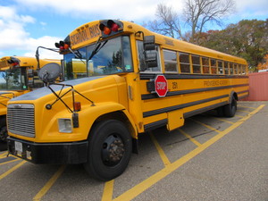 lot 251 image: FREIGHTLINER 71 PASSENGER SCHOOL BUS