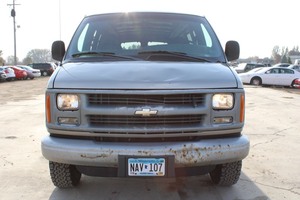 2002 Chevrolet Express 2500