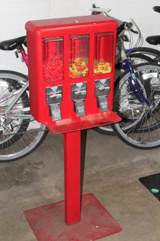 Maple Plain Surplus Vending Equipment Sale KBID