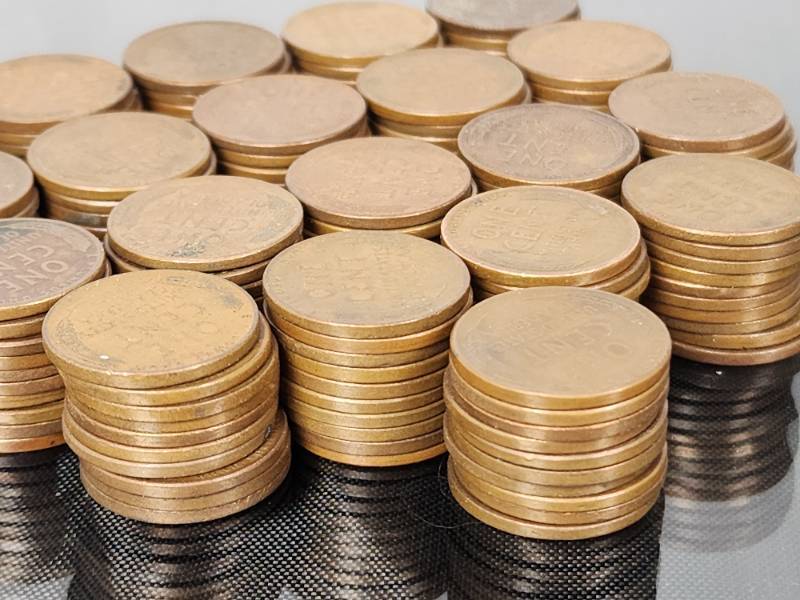 (200) Assorted Wheat Pennies Lot