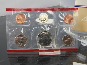 1986 Uncirculated U.S. Mint P & D Coin Set