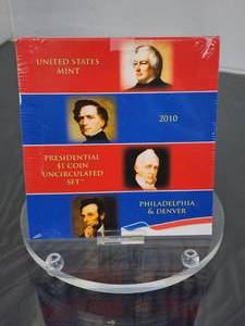 (8) 2010 Uncirculated U.S. Mint P & D Presidential $1 Coin Proof Set
