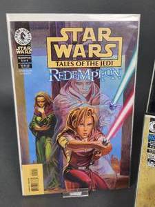 (4) Assorted Dark Horse Star Wars Comic Books