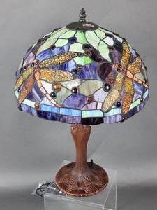 Tiffany Style-Stained Glass Table Lamp