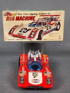 1960s Vintage Big Machine Champion #25 Battery Operated Tin Car with the Original box