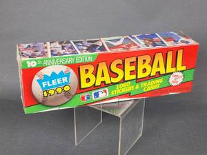 1990 Fleer Base Factory Sealed 705 Card Set