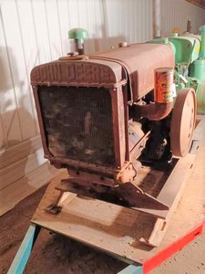 lot 19 image: John Deere W Stationary Engine on Skids, Not Painted, (In storage for most of a decade)
