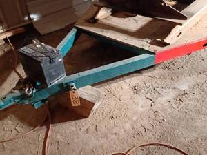 lot 22 image: Home-Made Mini-Tandem Trailer with Plywood Deck, Ball Hitch is broken, comes with