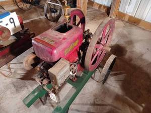 lot 45 image: Economy 2 14 to 3 hp. Antique Gas Engine on Home-Made 2-Wheel Cart, Engine No. 358145