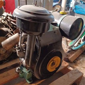 lot 81 image: Brigg & Stratton Model B Gas Engine, Serial No. 300C58-207634