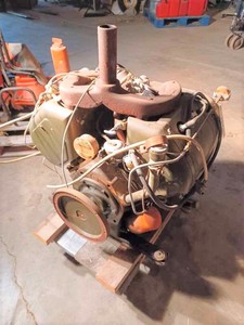 lot 86 image: Wisconsin VG4D Gas Engine, Serial No. 5730984