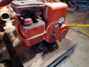 lot 89 image: 2-inch Trash Pump with a Briggs & Stratton Engine