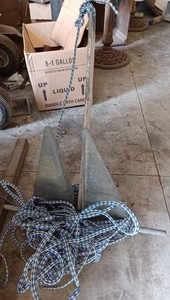lot 199 image: Large Anchor with Nylon Rope