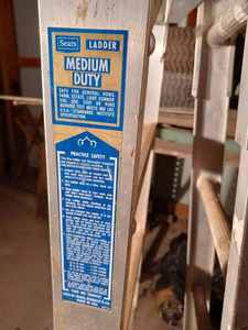 lot 230 image: Sears Medium Duty 6-foot Aluminum Ladder