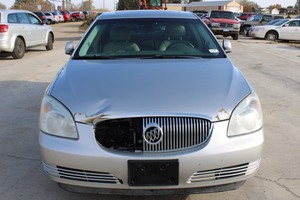 lot 26 image: 2007 Buick Lucerne CXL V8