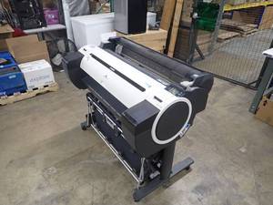 Canon&nbspiPF780 36 Large Format Printer  Includes Power cable &nbspInk cartridges, manual and CD drives included  Ink cartridges are in used condition