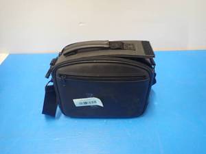 Canon&nbspDS126151 Camera Lens with Accessory bag and Canon Battery Charger