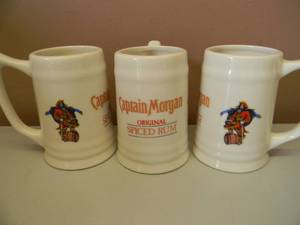 lot 7 image: CASE OF 12 - NEW OLD STOCK - CAPTAIN MORGAN MUGS - NICE - GREAT SET - SEE PICTURES