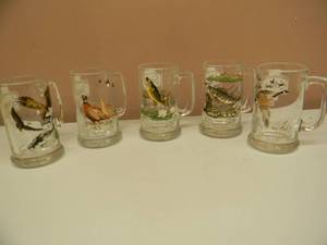 lot 19 image: 12 - Vintage Schmidt Beer Collector Series I Beer Glass  Mugs - BASS, PHEASANT, EAGLE, GEESE, WALLEYE - NICE - GREAT SET - SEE PICTURES