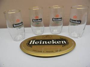 lot 48 image: VINTAGE - HEINEKEN BEER WALL BAR SIGN WITH 4 GOLD RIM HEINEKEN BEER GLASSES - AWESOME SET - SEE PICTURES