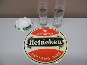 lot 49 image: VINTAGE - HEINEKEN BEER WALL BAR SIGN, HEINEKEN GLASS ASHTRAY WITH 2 HEINEKEN BEER GLASSES - AWESOME SET - SEE PICTURES