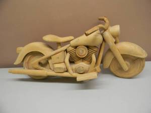 lot 50 image: VINTAGE HANDCARVED HANDMADE LARGE MOTORCYCLE - AWESOME PIECE - GREAT DISPLAY PIECE - APPROX 28 By 12 - SEE PICTURES