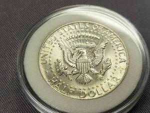 1964 KENNEDY HALF DOLLAR UNC IN AIRTITE