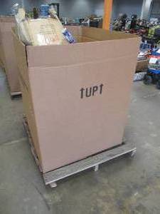 lot 346 image: Large Pallet Of Christmas Decorations, New and Like New Items, Some may be missing parts or small damage, most Items are in nice condition (See Photos) - SOLD AS IS