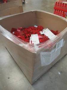 lot 350 image: Large Pallet Of Christmas Decorations, New and Like New Items, Some may be missing parts or small damage, most Items are in nice condition (See Photos) - SOLD AS IS